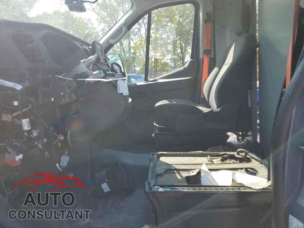 FORD TRANSIT 2020 - 1FTBR3X82LKB28115