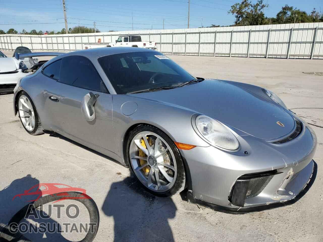 PORSCHE 911 2018 - WP0AC2A92JS174646