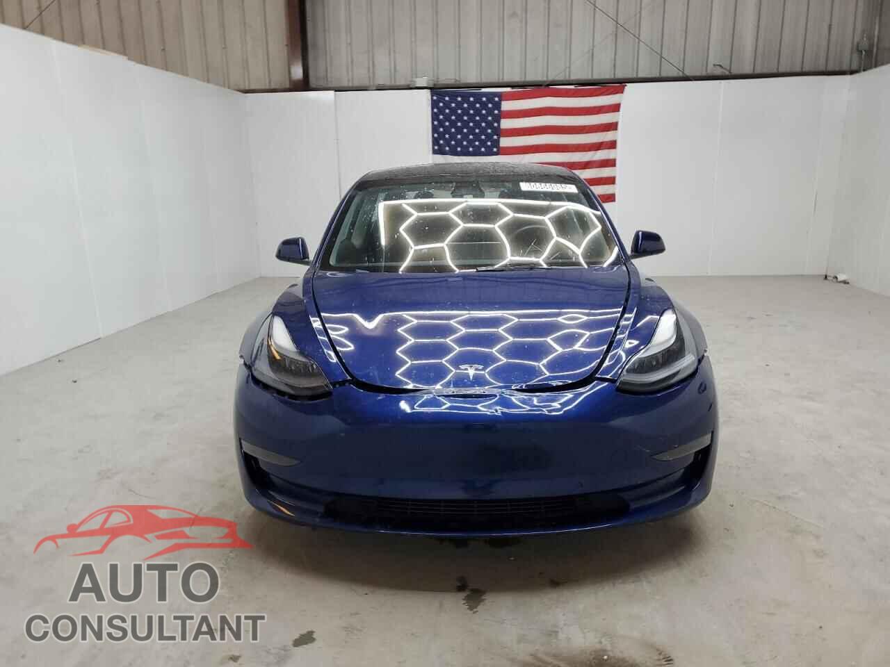 TESLA MODEL 3 2022 - 5YJ3E1EAXNF370113