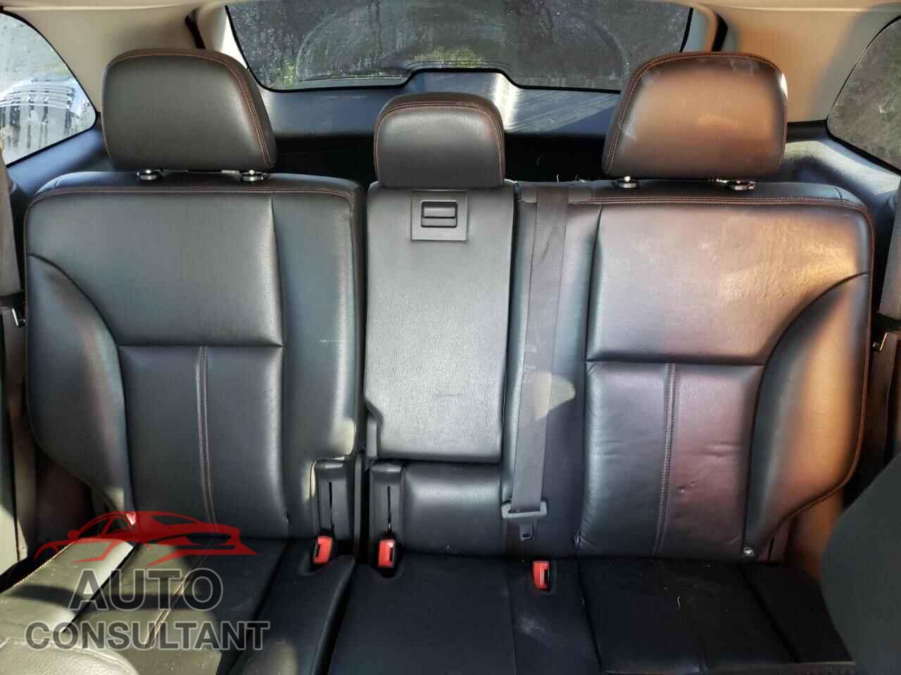 FORD EDGE 2011 - 2FMDK3JC8BBA42077
