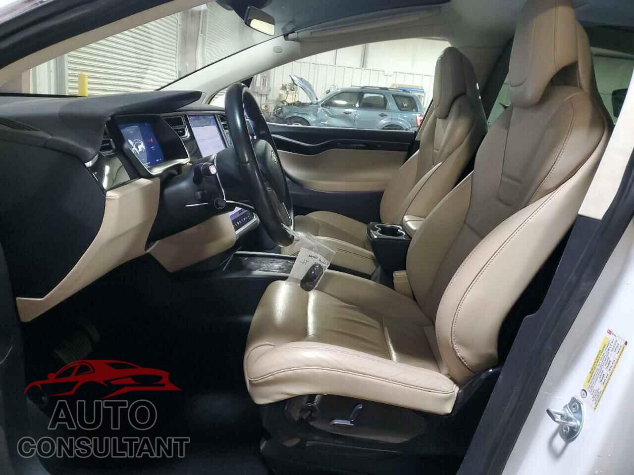 TESLA MODEL X 2016 - 5YJXCDE28GF026204