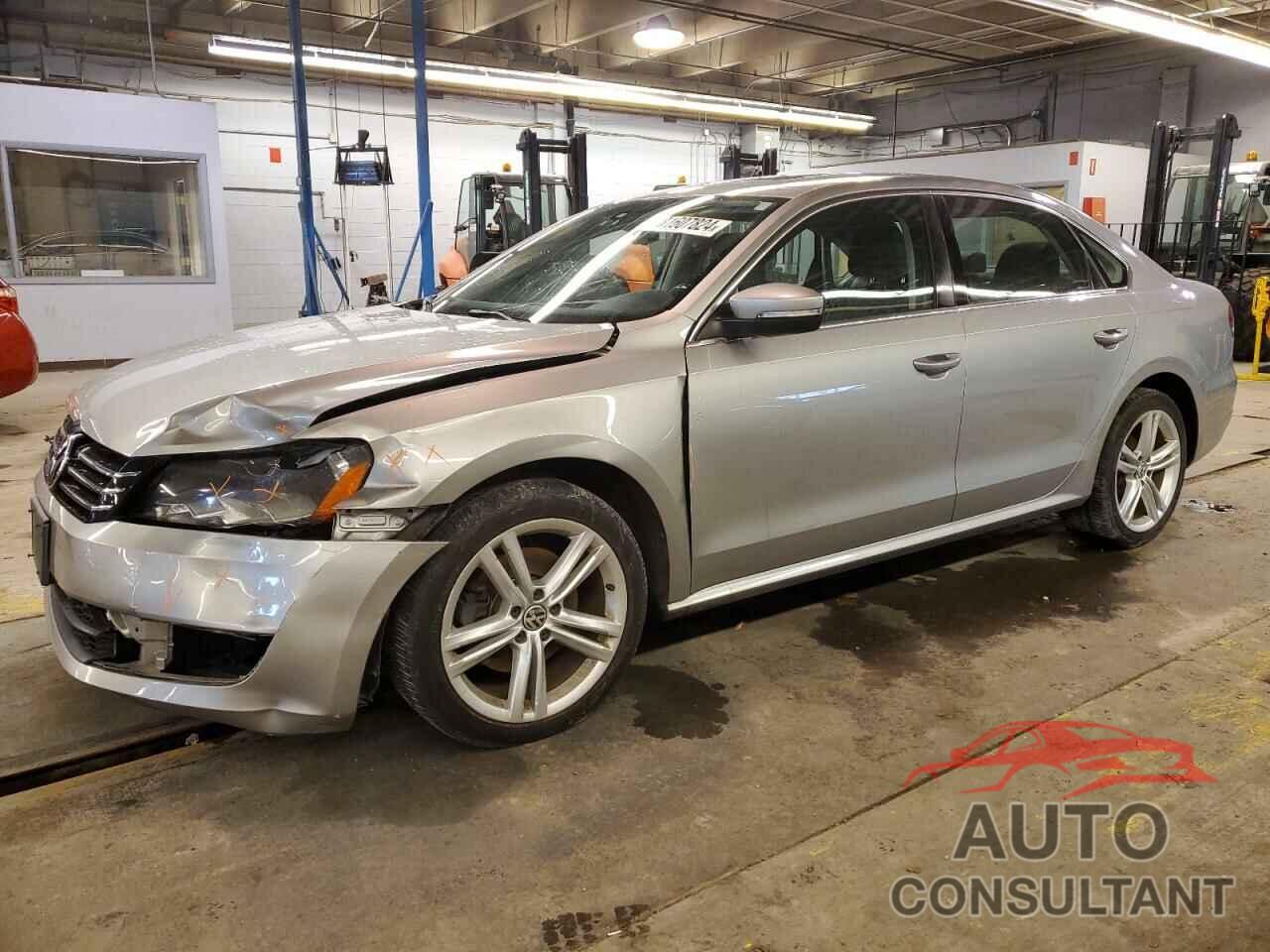 VOLKSWAGEN PASSAT 2014 - 1VWBT7A36EC040281