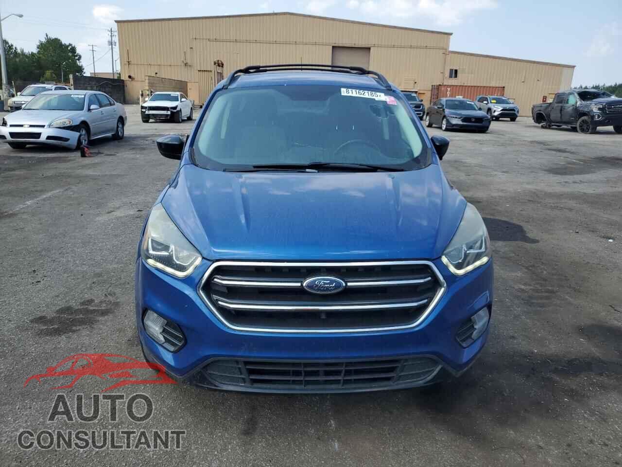 FORD ESCAPE 2017 - 1FMCU9G95HUC18381