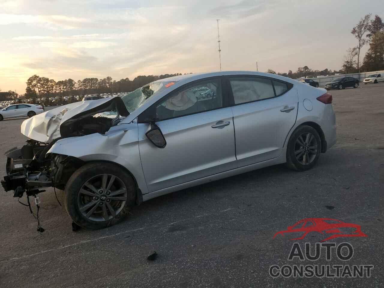 HYUNDAI ELANTRA 2018 - 5NPD84LF6JH341716