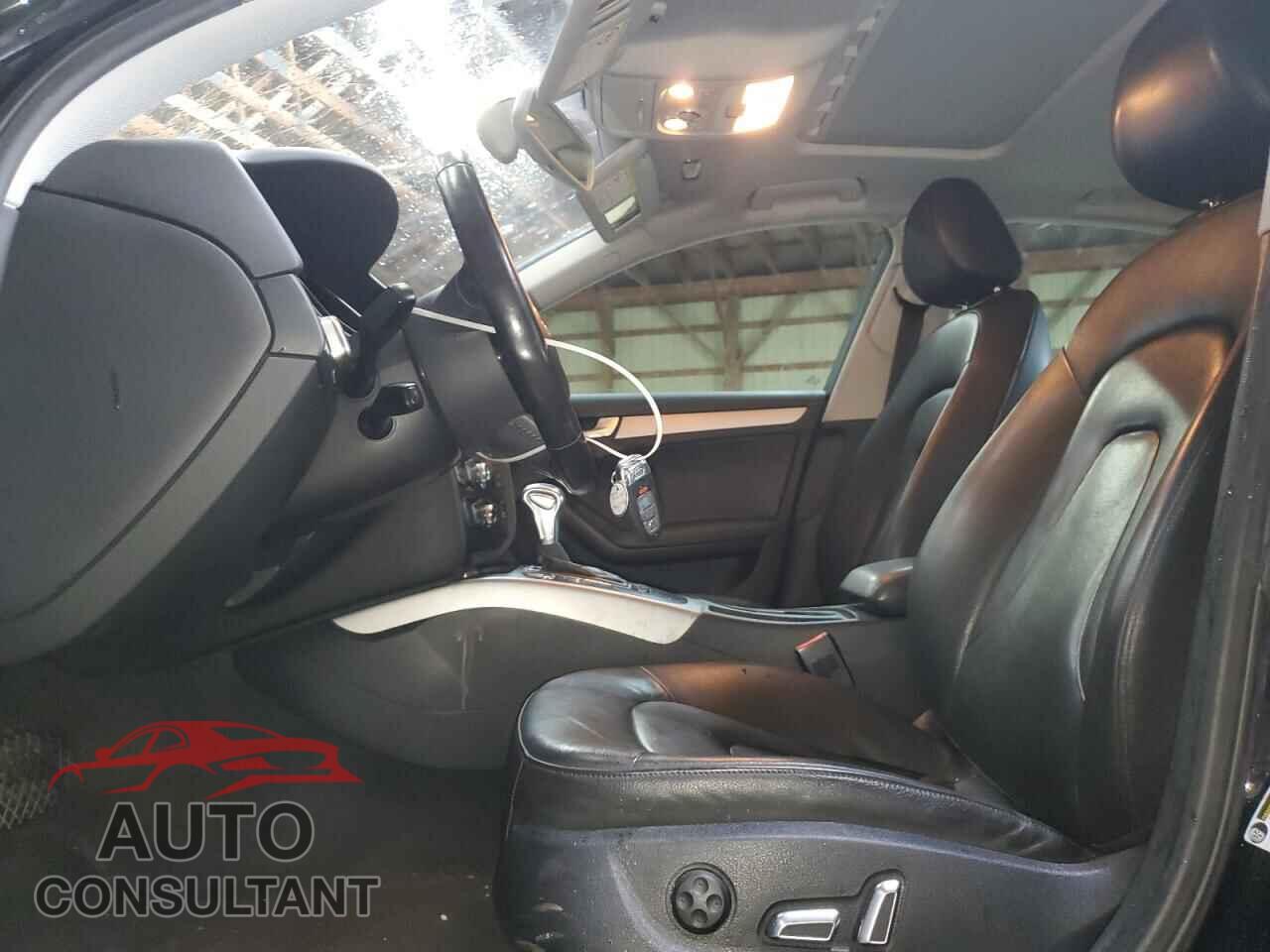 AUDI A4 2013 - WAUBFCFL8DN042156