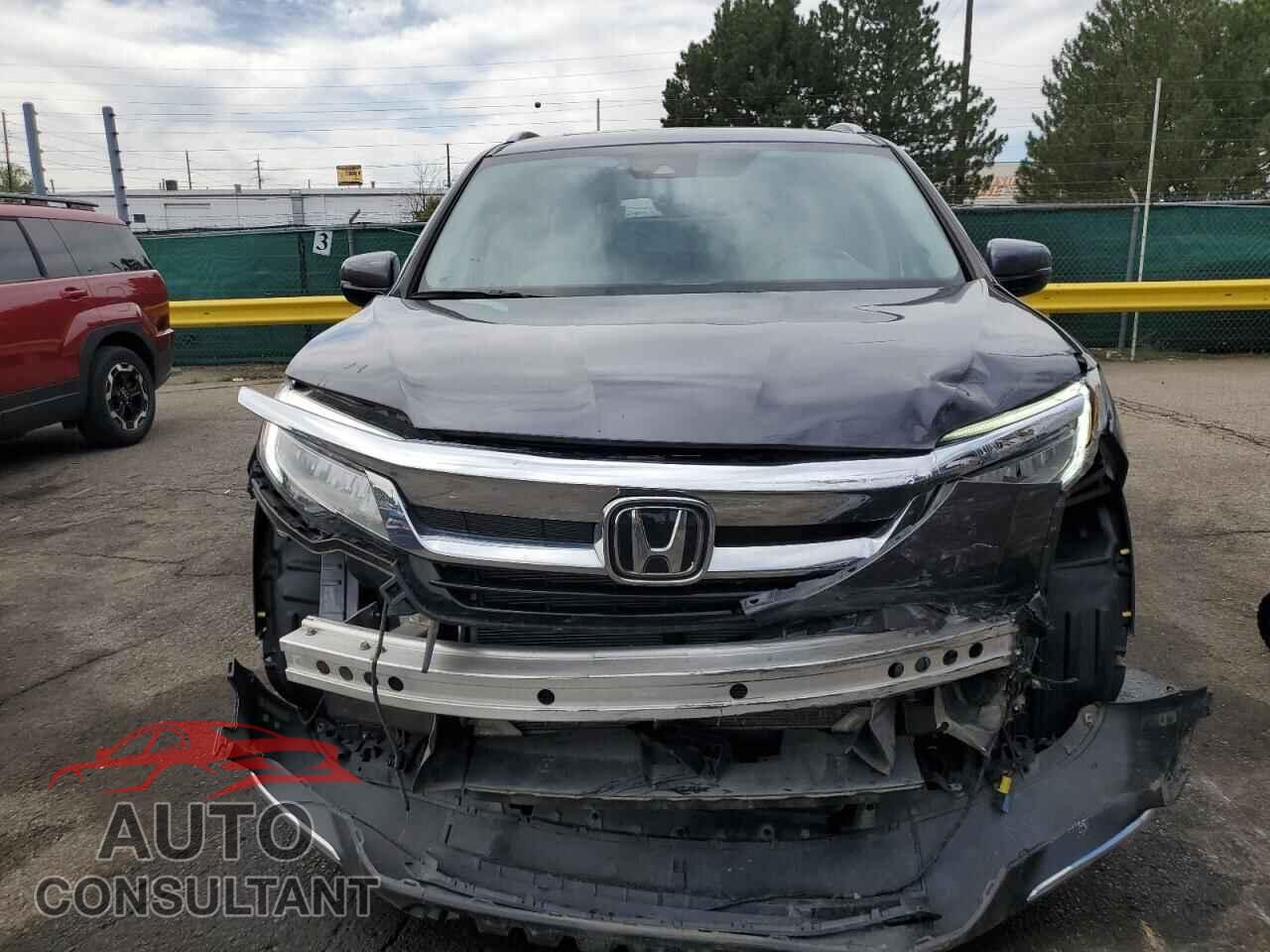 HONDA PILOT 2022 - 5FNYF6H96NB037232