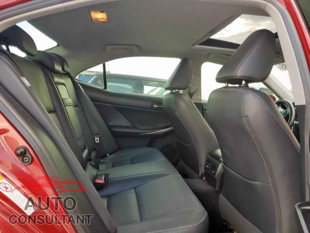 LEXUS IS 2014 - JTHBF1D24E5010936