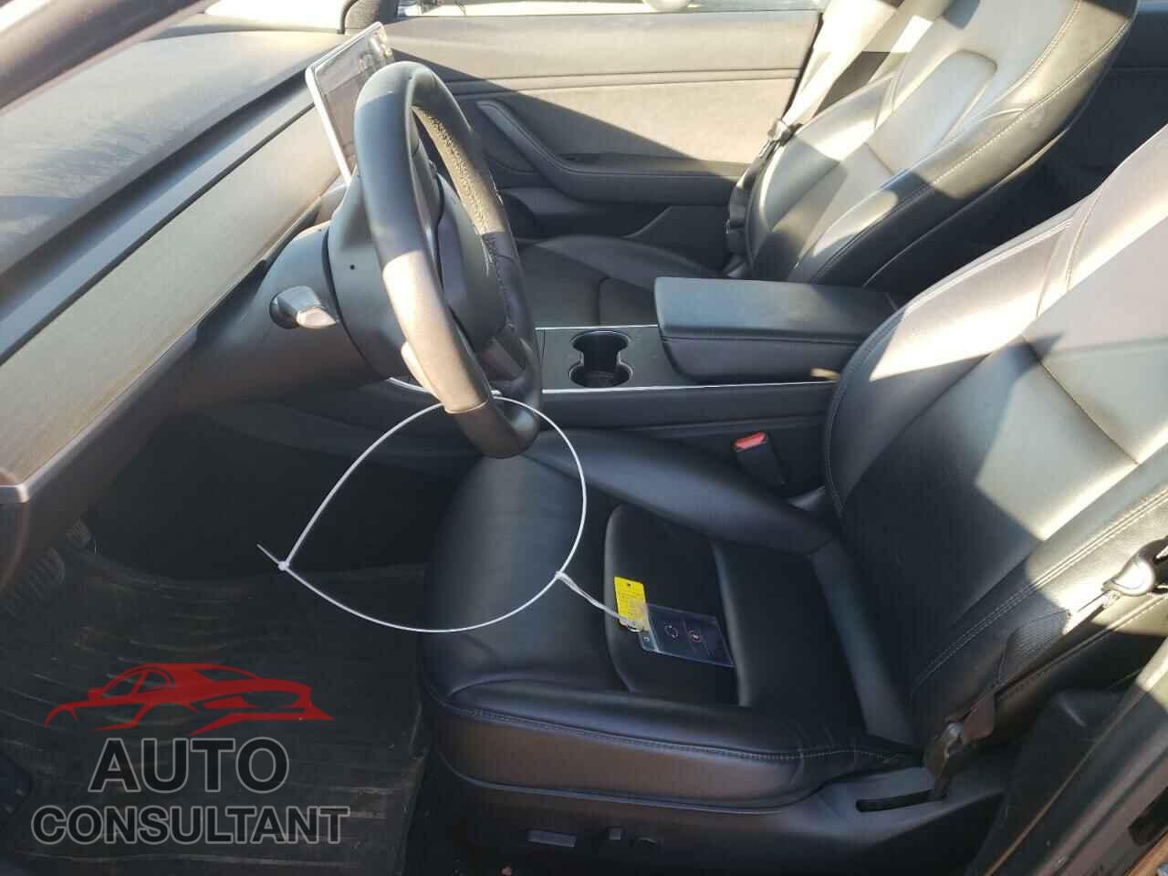 TESLA MODEL 3 2019 - 5YJ3E1EA5KF417012