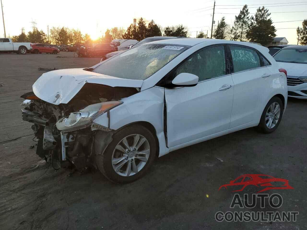 HYUNDAI ELANTRA 2015 - KMHD35LH5FU241086