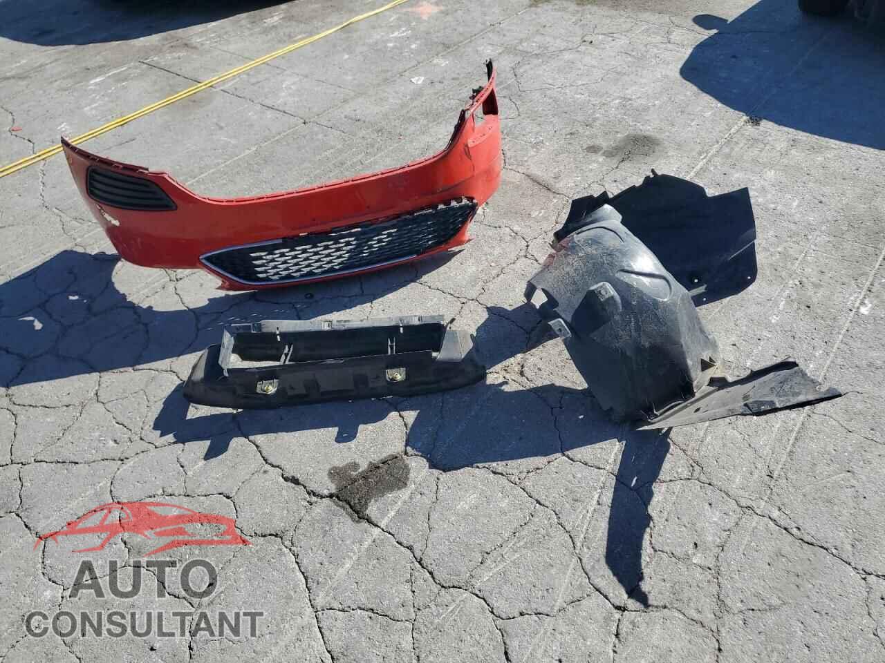 FORD FOCUS 2017 - 1FADP3F27HL304319