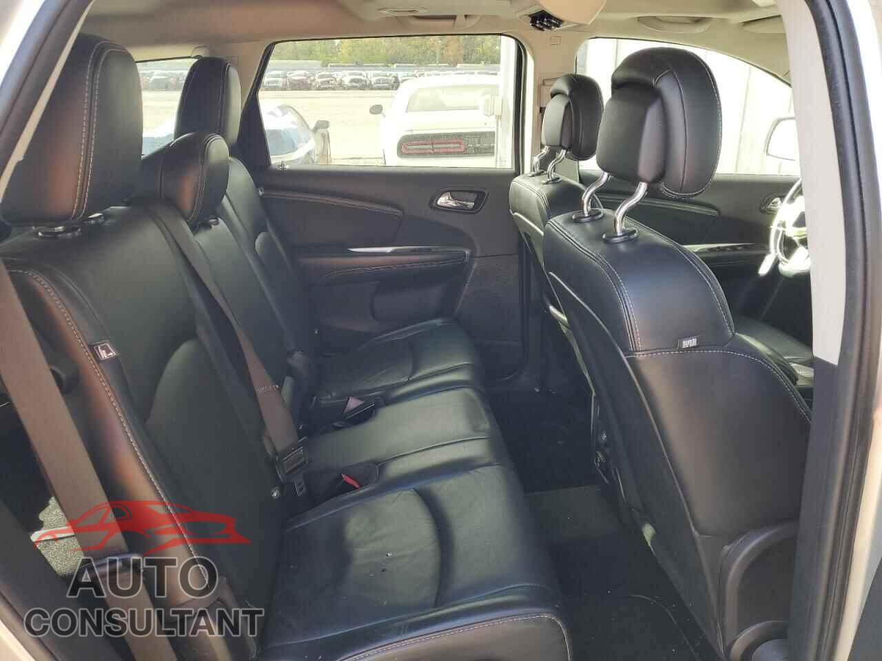 DODGE JOURNEY 2012 - 3C4PDCDG5CT324564
