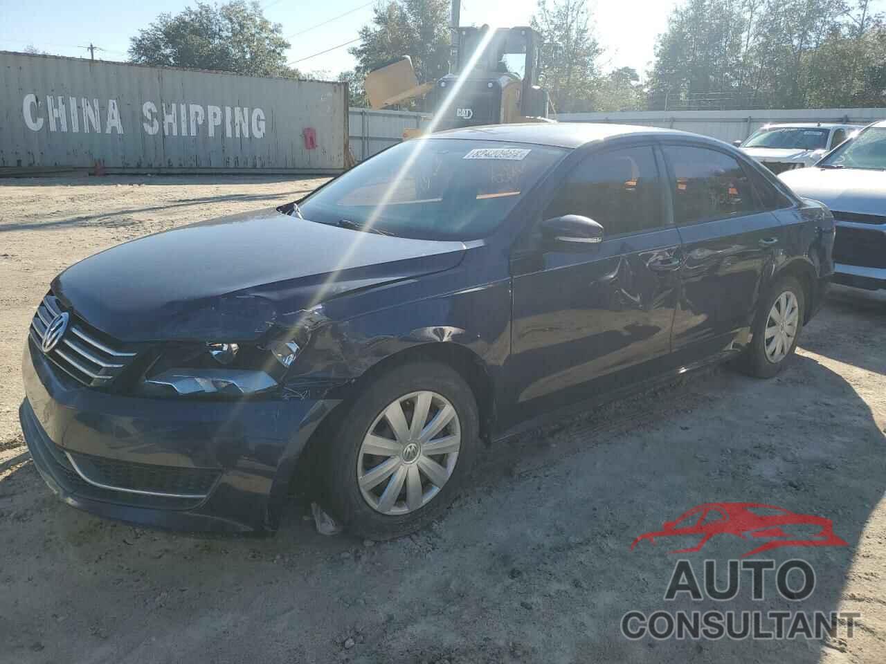 VOLKSWAGEN PASSAT 2013 - 1VWAP7A31DC055298