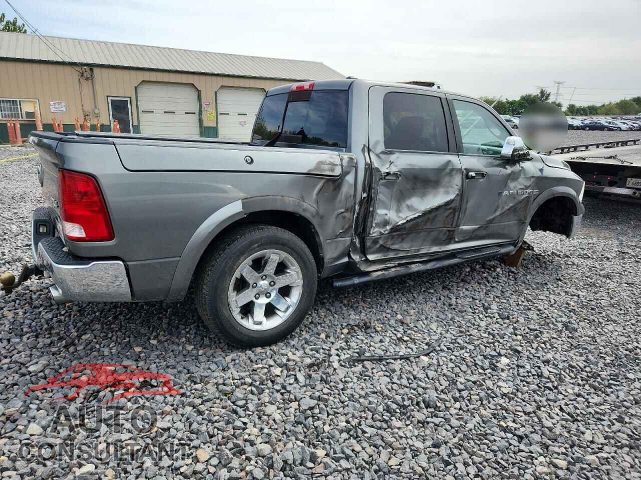 DODGE RAM 1500 2012 - 1C6RD7NTXCS121433