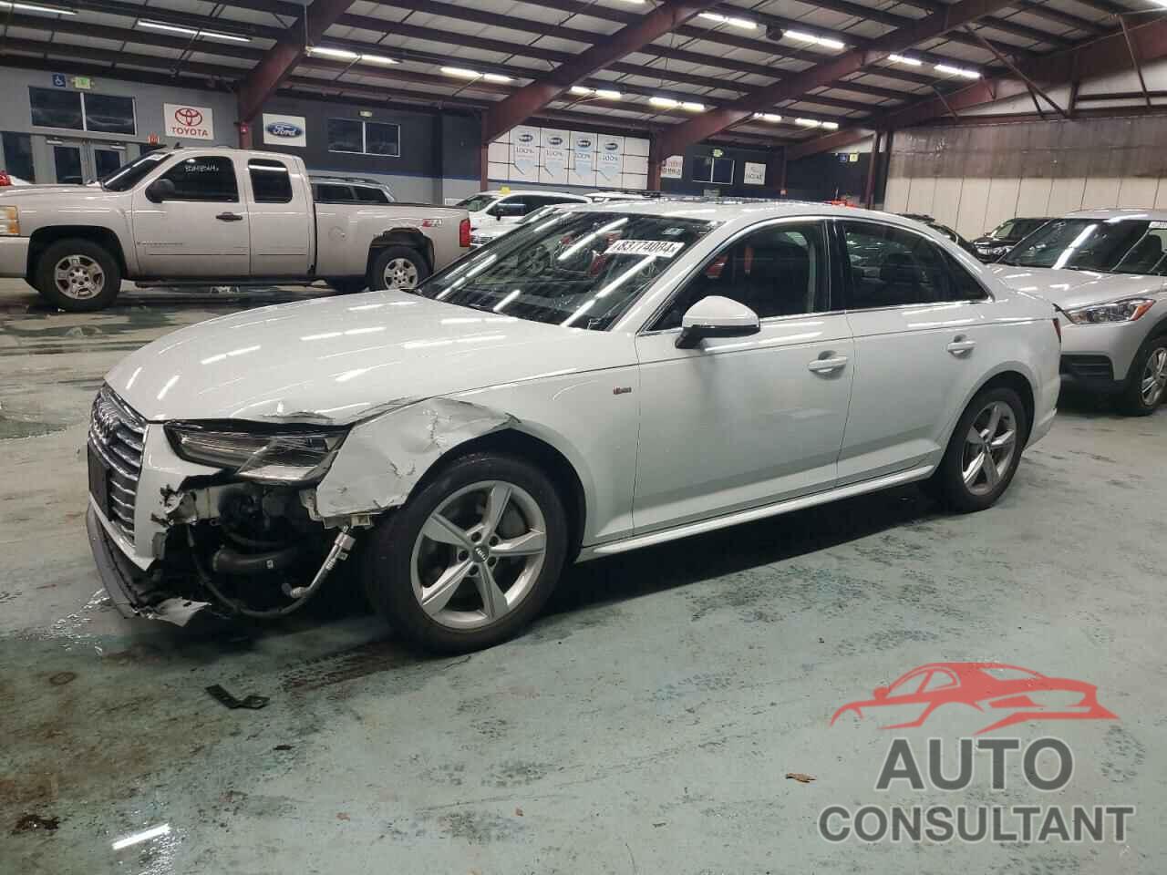 AUDI A4 2019 - WAUDNAF49KA108551