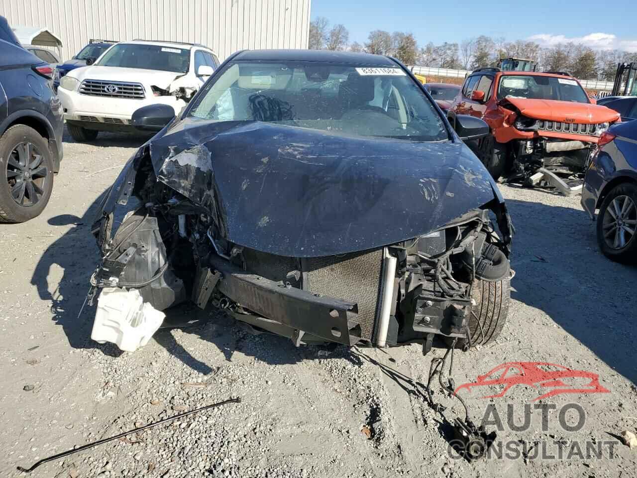 TOYOTA COROLLA 2018 - 2T1BURHEXJC117660