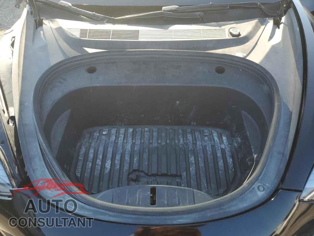 TESLA MODEL 3 2022 - 5YJ3E1EB8NF233535