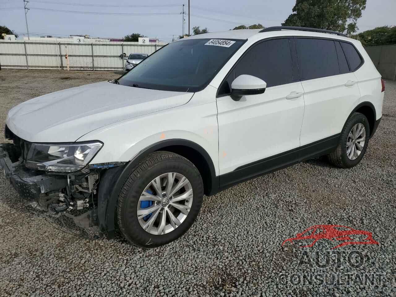 VOLKSWAGEN TIGUAN 2018 - 3VV1B7AX8JM065424