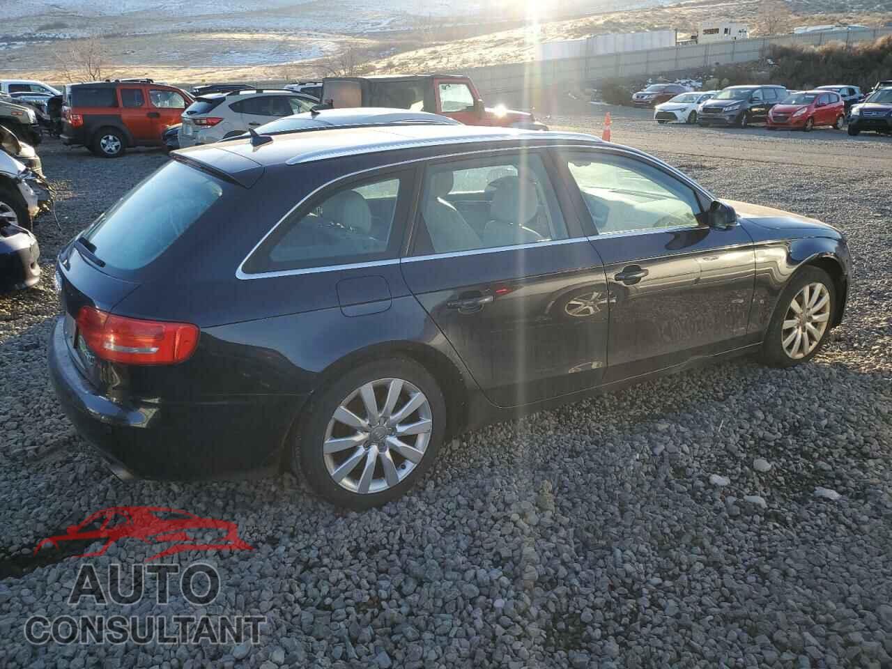 AUDI A4 2011 - WAUWFAFLXBA099128