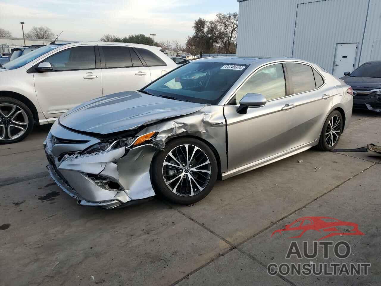TOYOTA CAMRY 2018 - 4T1B21HK6JU008043