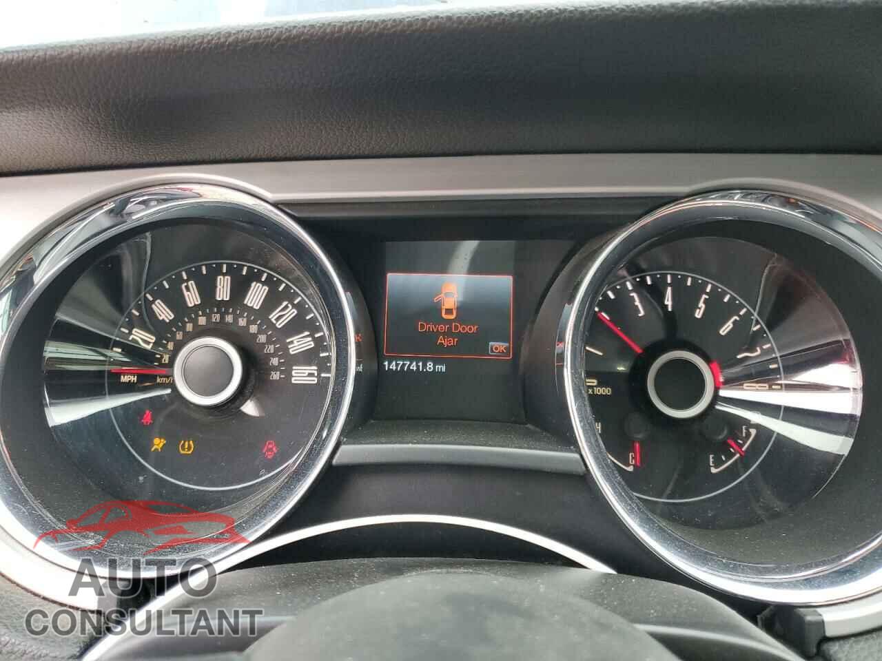 FORD MUSTANG 2014 - 1ZVBP8CF2E5282555
