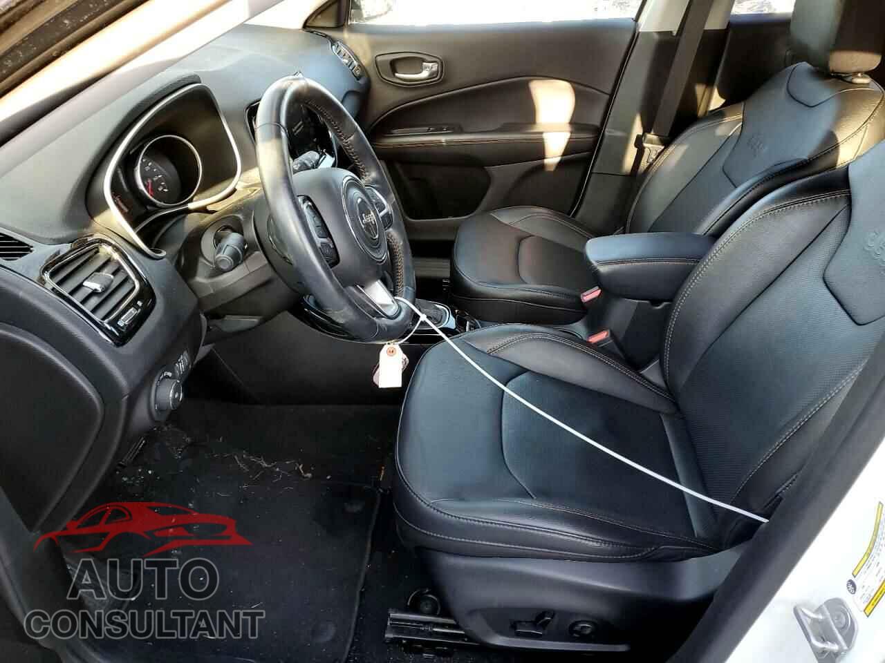 JEEP COMPASS 2020 - 3C4NJDCB1LT196464