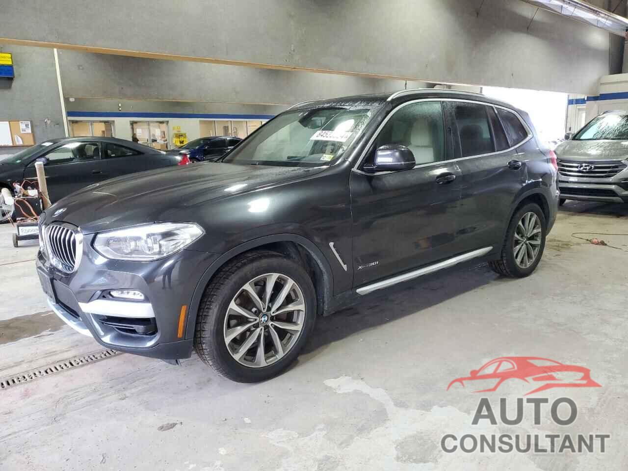 BMW X3 2018 - 5UXTR9C59JLD57399