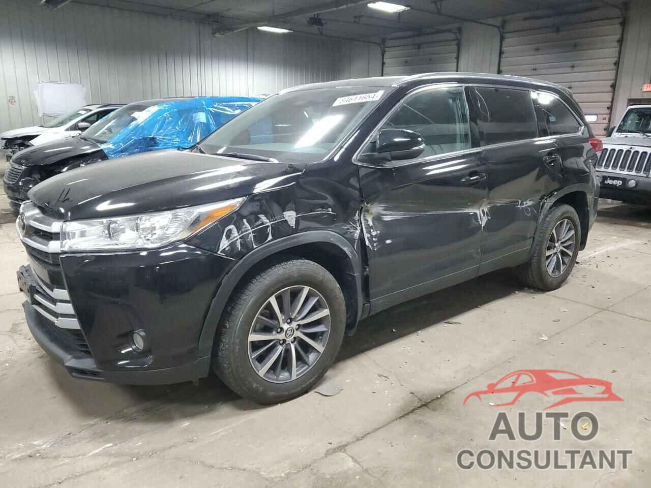 TOYOTA HIGHLANDER 2019 - 5TDJZRFH0KS602442