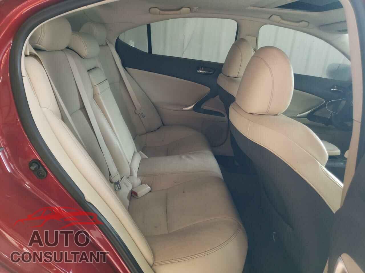 LEXUS IS 2010 - JTHBF5C28A5115546