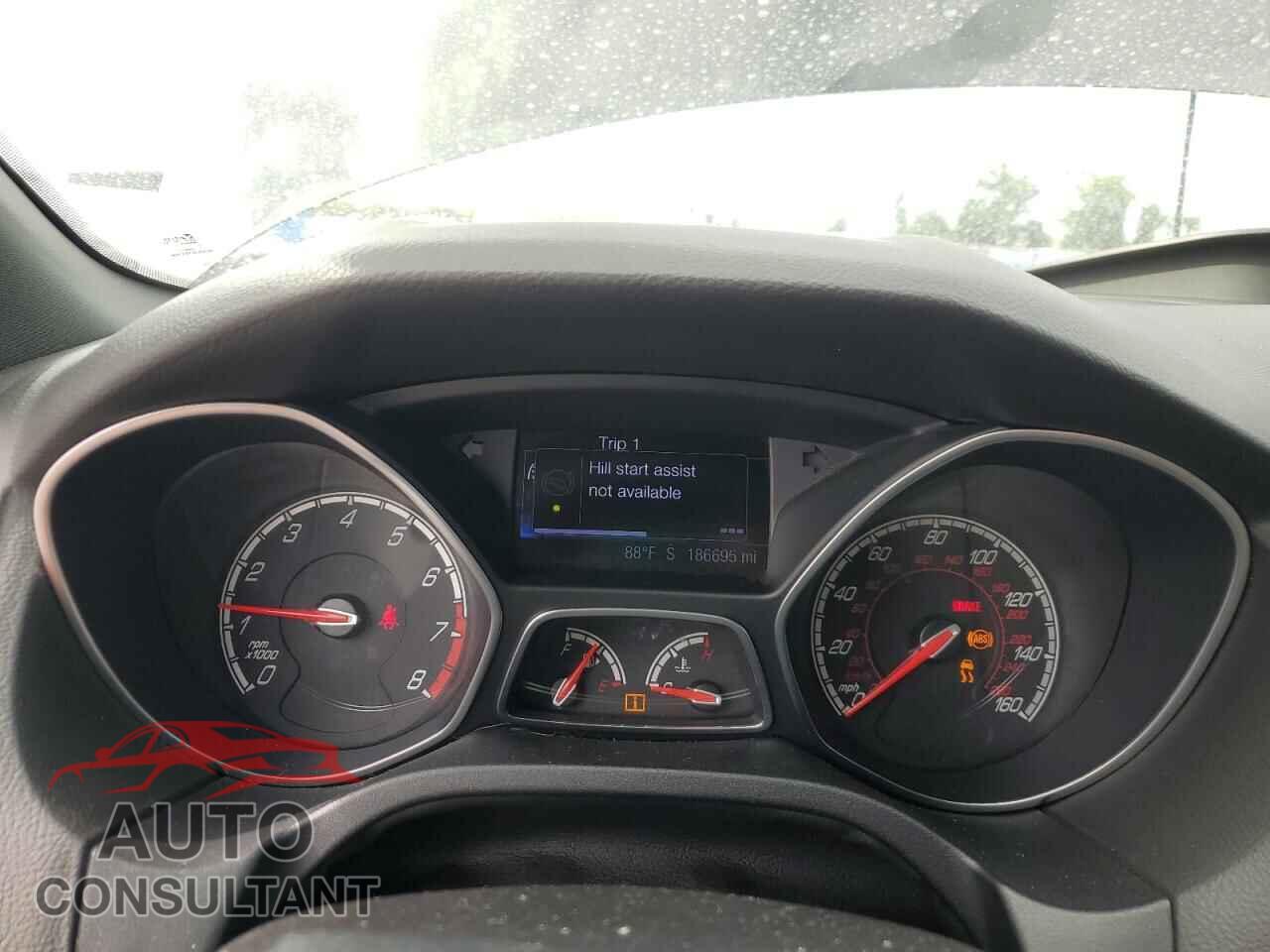 FORD FOCUS 2013 - 1FADP3L95DL126244