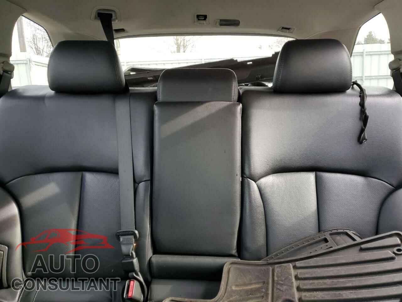 SUBARU OUTBACK 2010 - 4S4BRBKC8A3351607