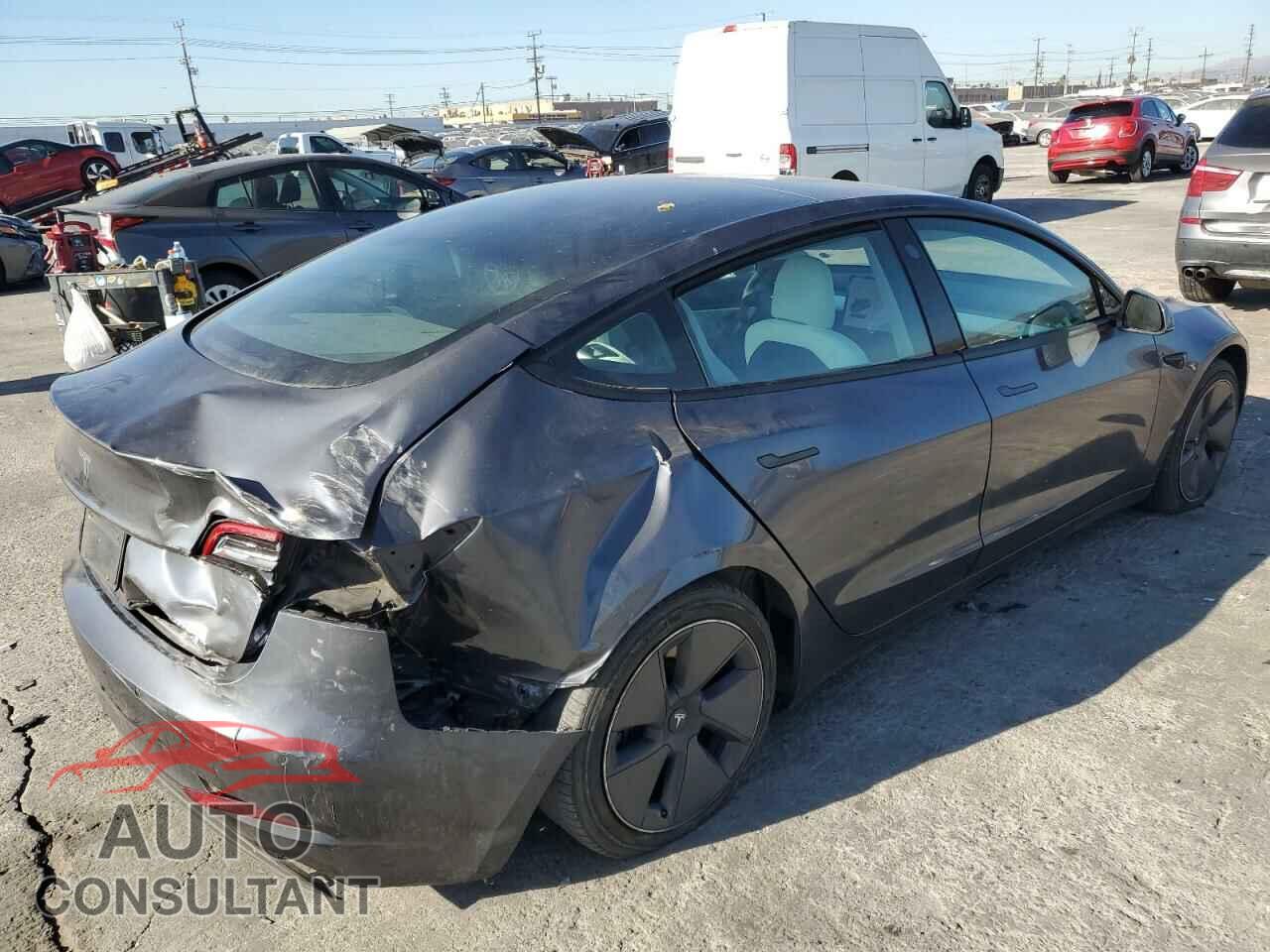 TESLA MODEL 3 2021 - 5YJ3E1EA0MF875267