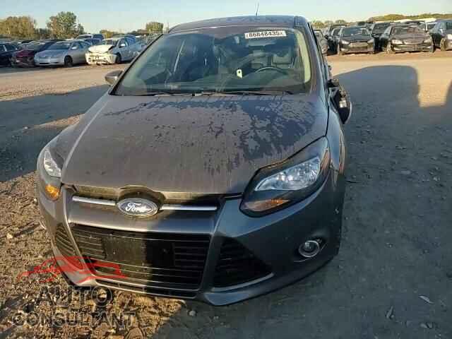 FORD FOCUS 2012 - 1FAHP3N23CL361922