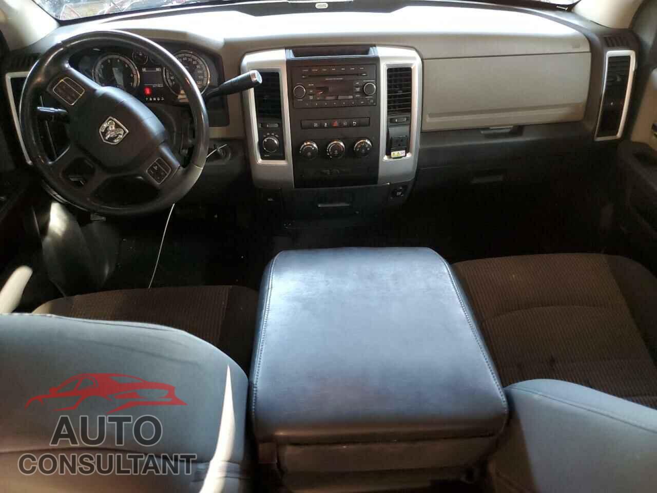 DODGE RAM 1500 2012 - 1C6RD7LT2CS341555
