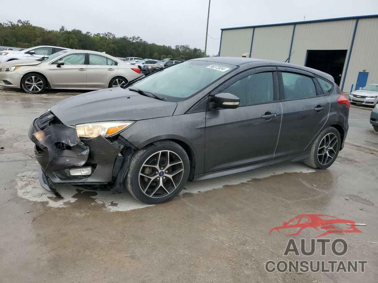 FORD FOCUS 2015 - 1FADP3K27FL279960