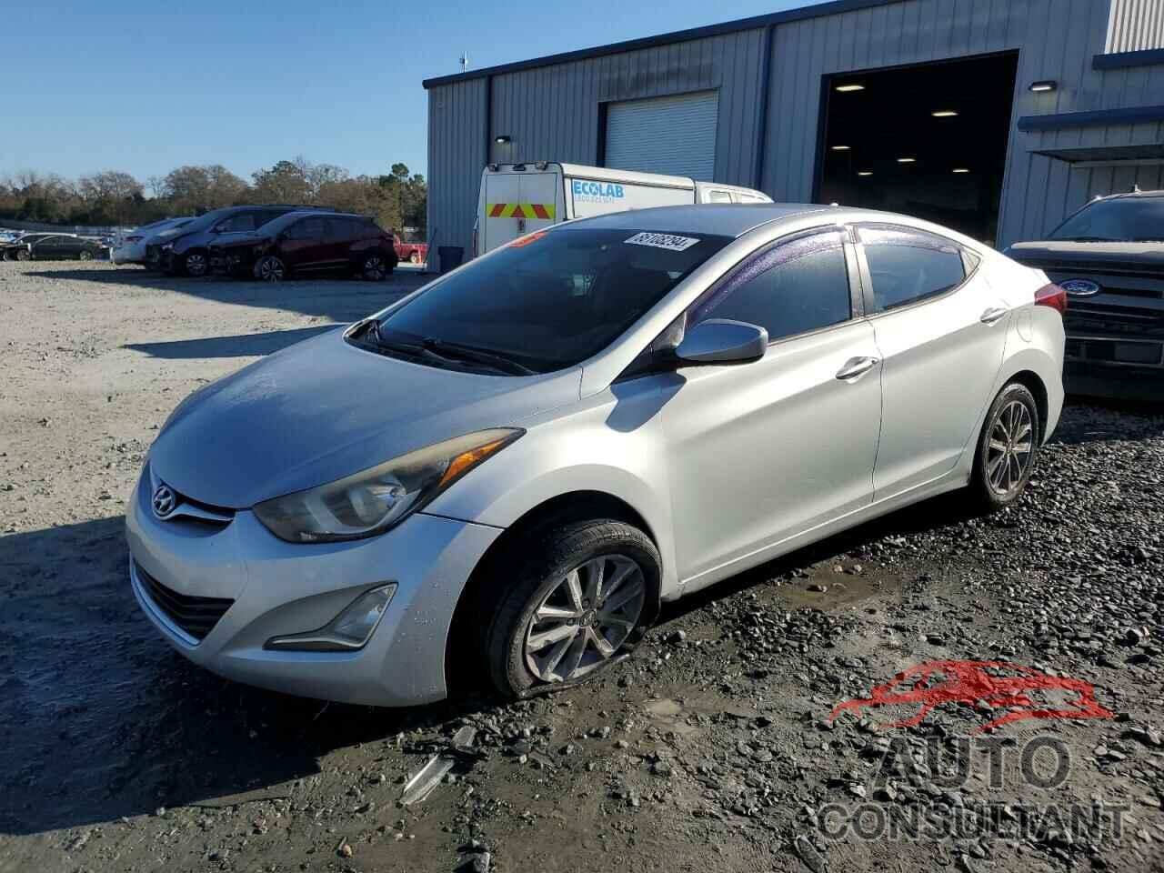 HYUNDAI ELANTRA 2015 - KMHDH4AE2FU226386