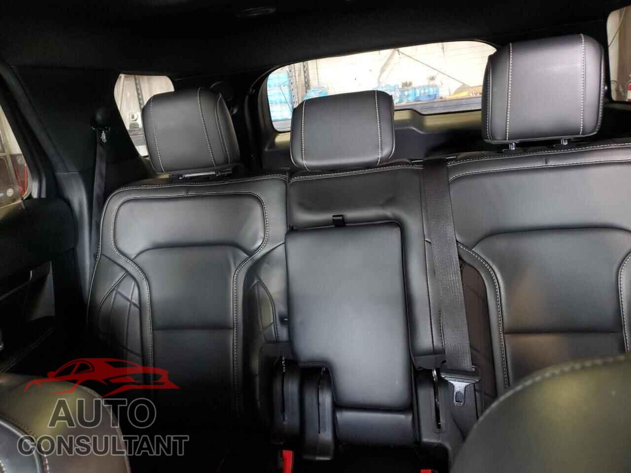 FORD EXPLORER 2018 - 1FM5K8HT7JGB48681