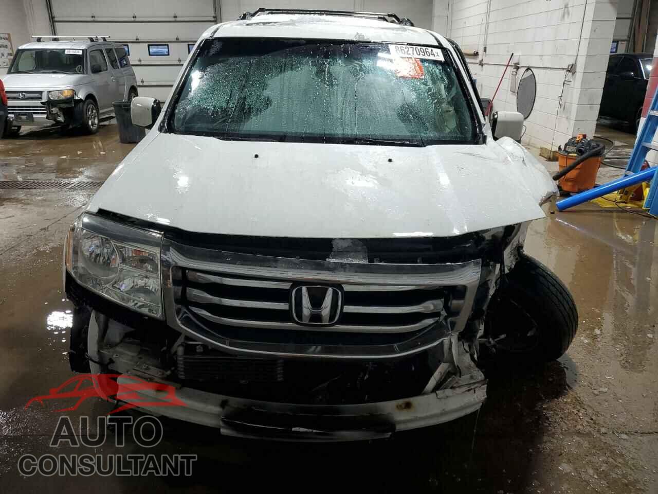 HONDA PILOT 2012 - 5FNYF4H79CB083136