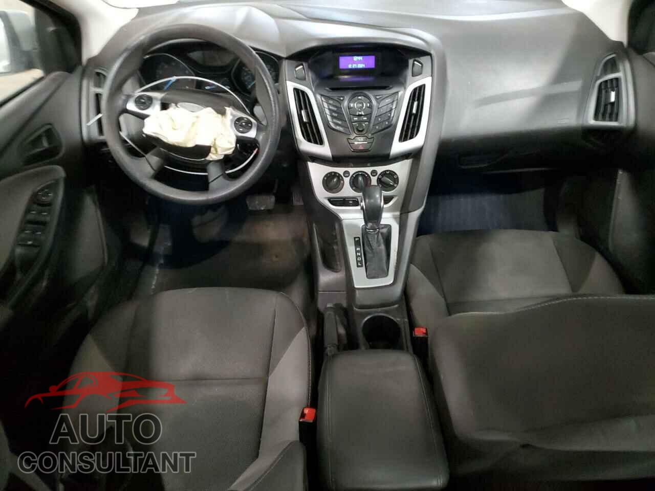 FORD FOCUS 2012 - 1FAHP3F22CL145607