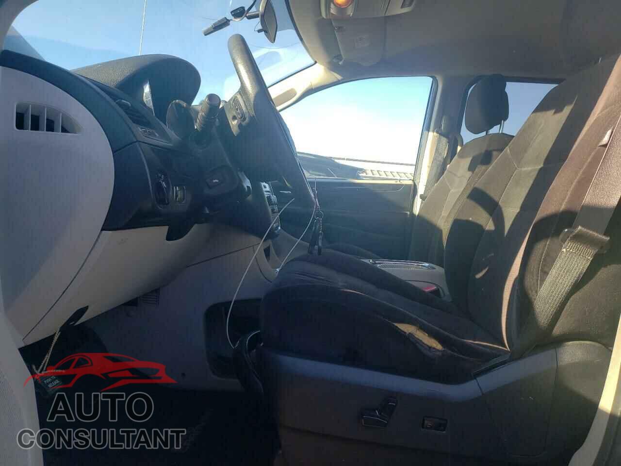 DODGE CARAVAN 2013 - 2C4RDGCG7DR576371