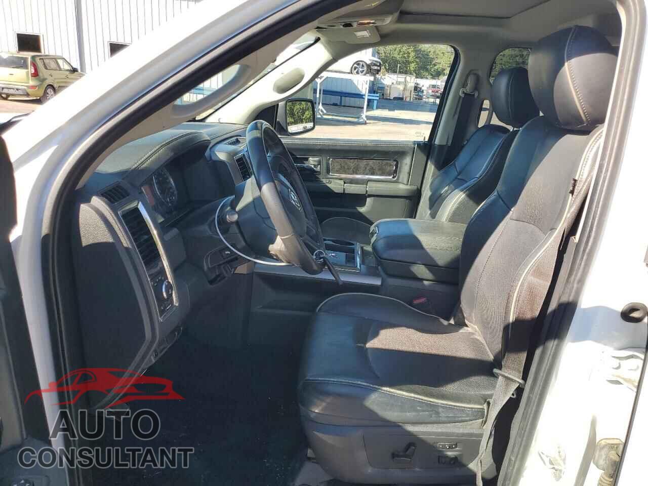 DODGE RAM 1500 2012 - 1C6RD7PT0CS295055