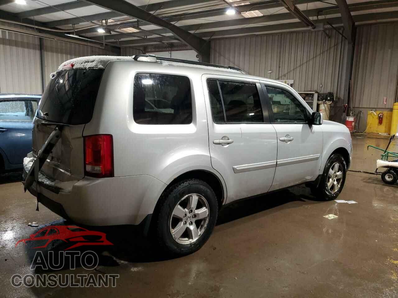 HONDA PILOT 2011 - 5FNYF4H46BB089139