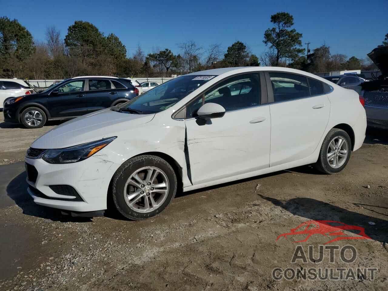 CHEVROLET CRUZE 2017 - 1G1BE5SM8H7109289