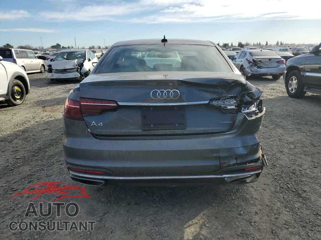 AUDI A4 2023 - WAUDAAF43PN021868