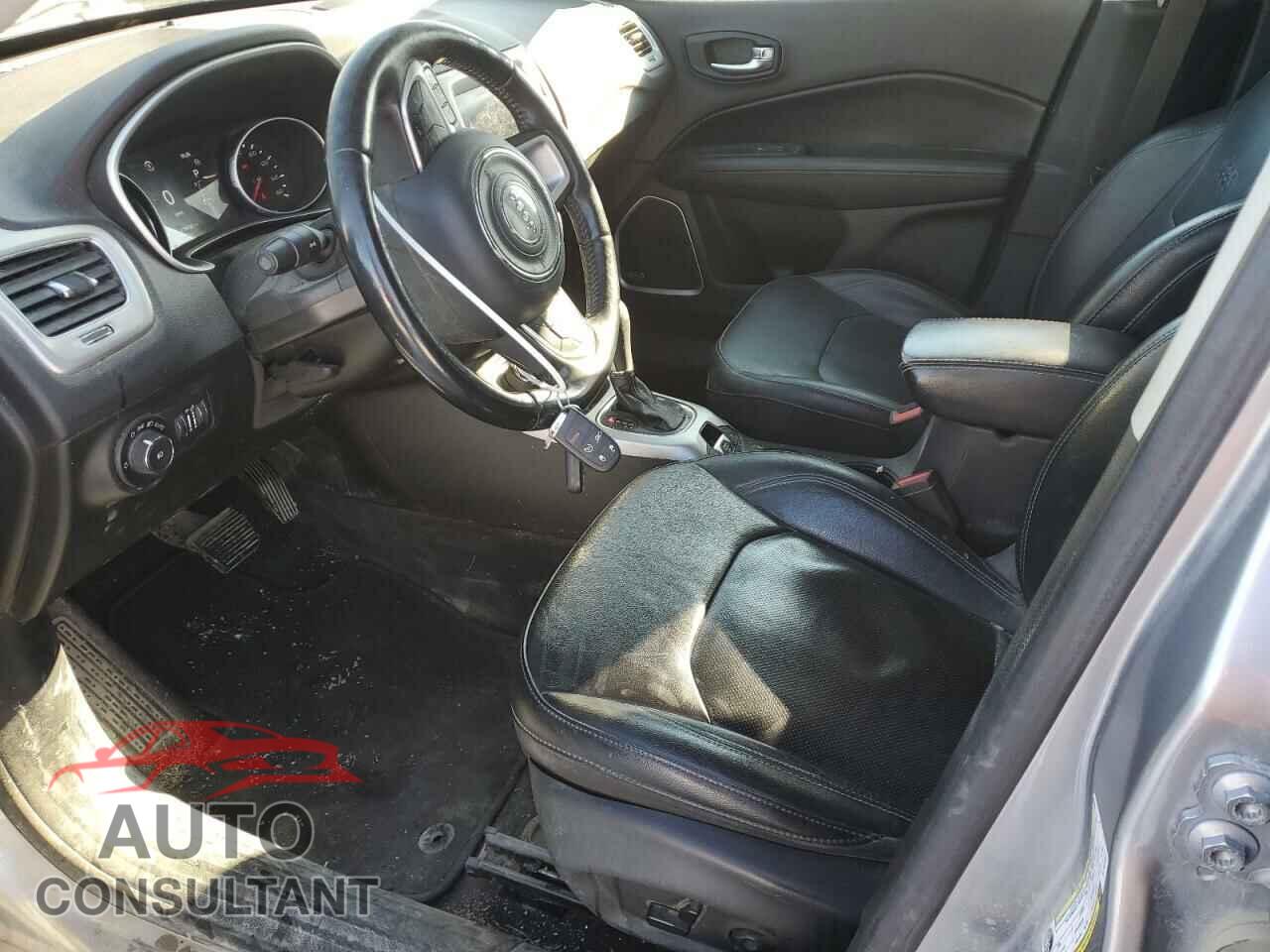 JEEP COMPASS 2019 - 3C4NJDCBXKT745237