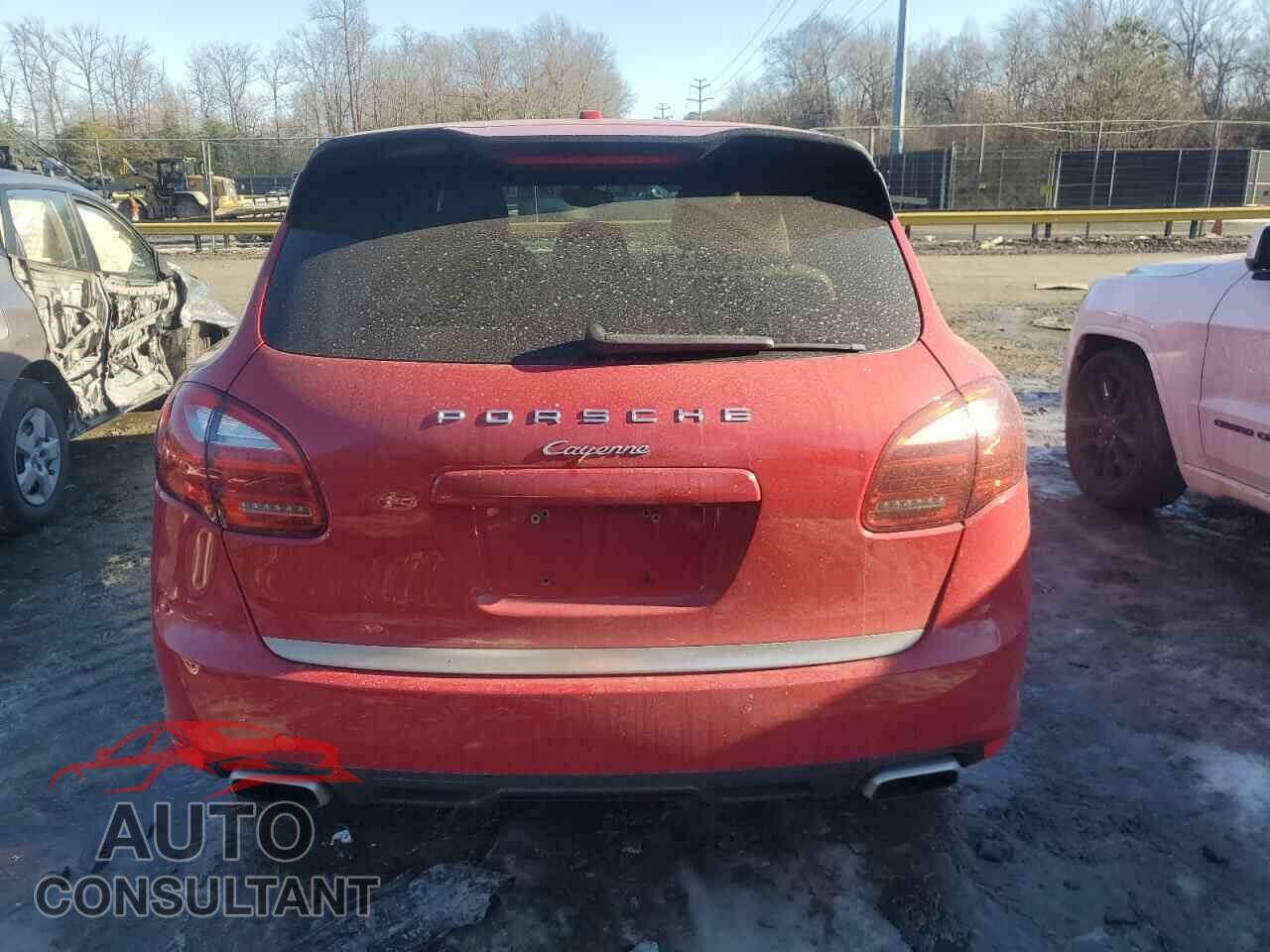 PORSCHE CAYENNE 2013 - WP1AA2A21DLA10813