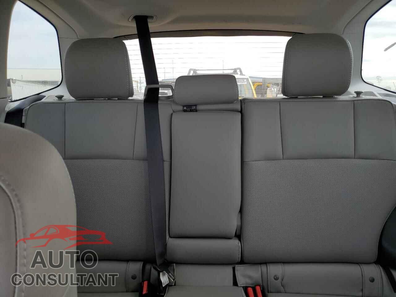SUBARU FORESTER 2017 - JF2SJARC4HH540460