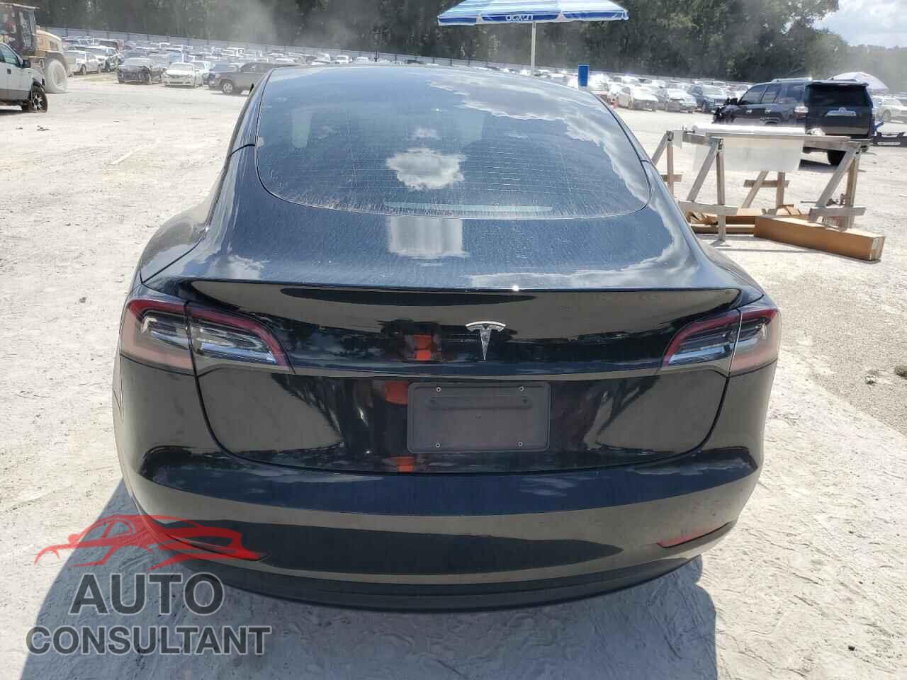 TESLA MODEL 3 2023 - 5YJ3E1EAXPF452572