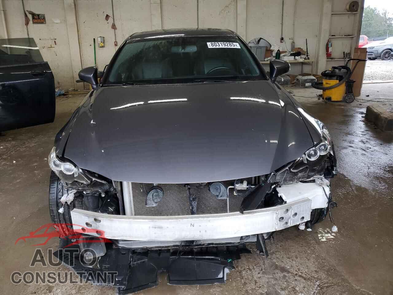 LEXUS IS 2015 - JTHCF1D29F5019329