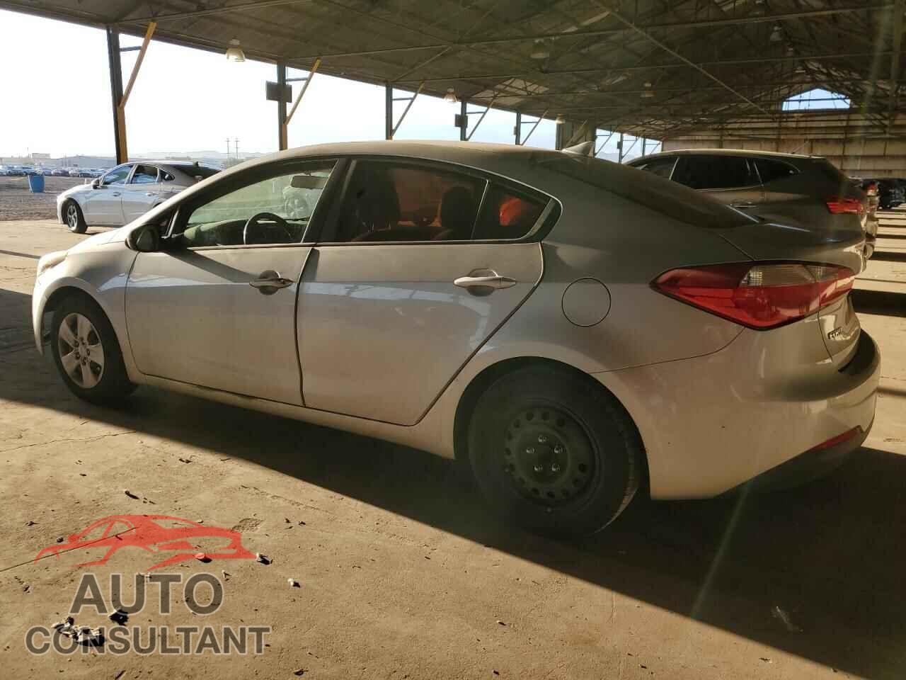 KIA FORTE 2015 - KNAFK4A67F5375892