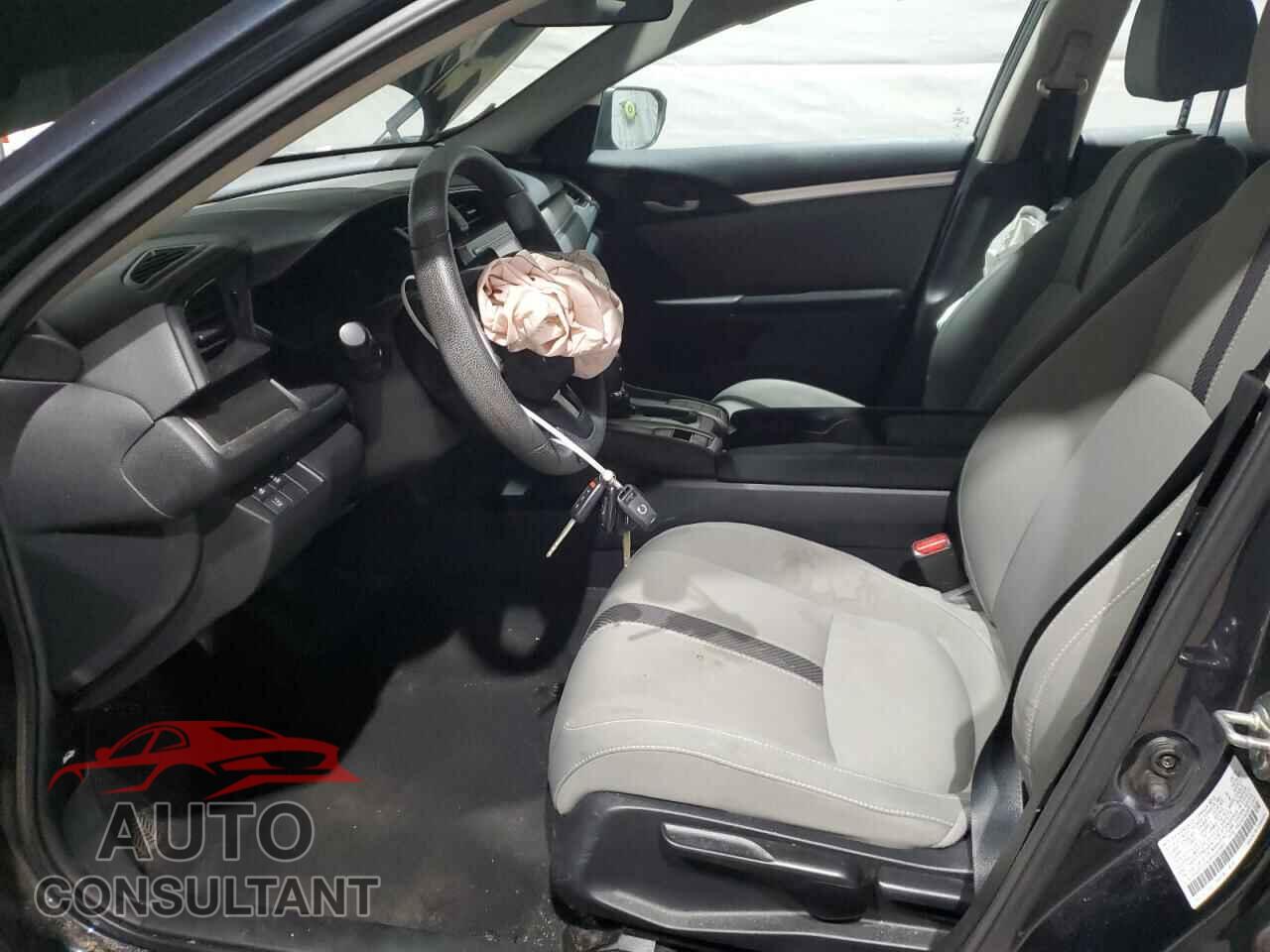 HONDA CIVIC 2019 - 2HGFC2F63KH592860